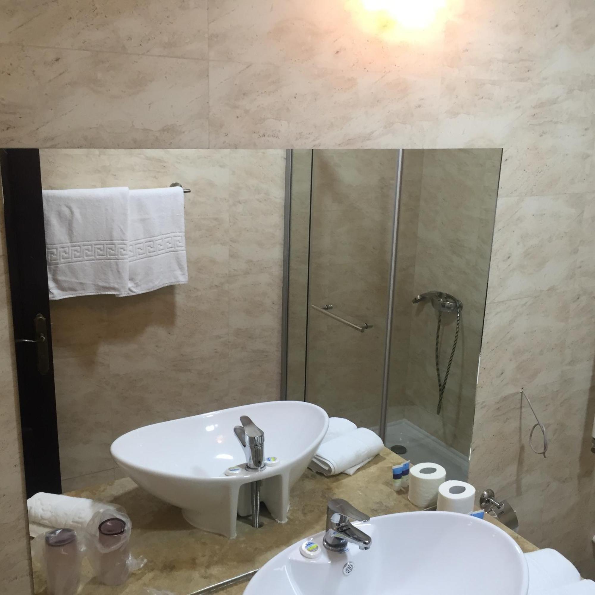 Hotel Laura Holiday Brăila Pokoj fotografie